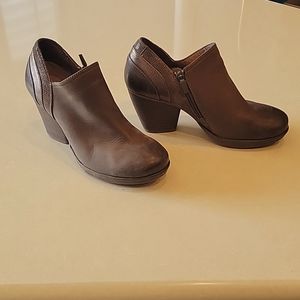 Ladies Leather Booties